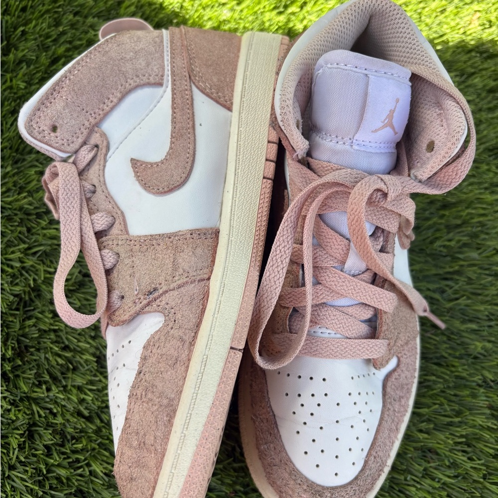 Jordan Pink Suede & White Leather High-Tops size 2y